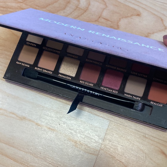 ANASTASIA BEVERLY HILLS modern renaissance palette - Picture 2 of 9